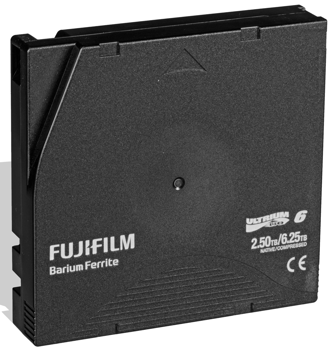 [Noticias] Nueva cinta magnética con 580 TB